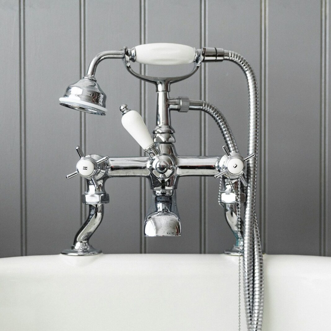 gray stainless steel bathtub faucet